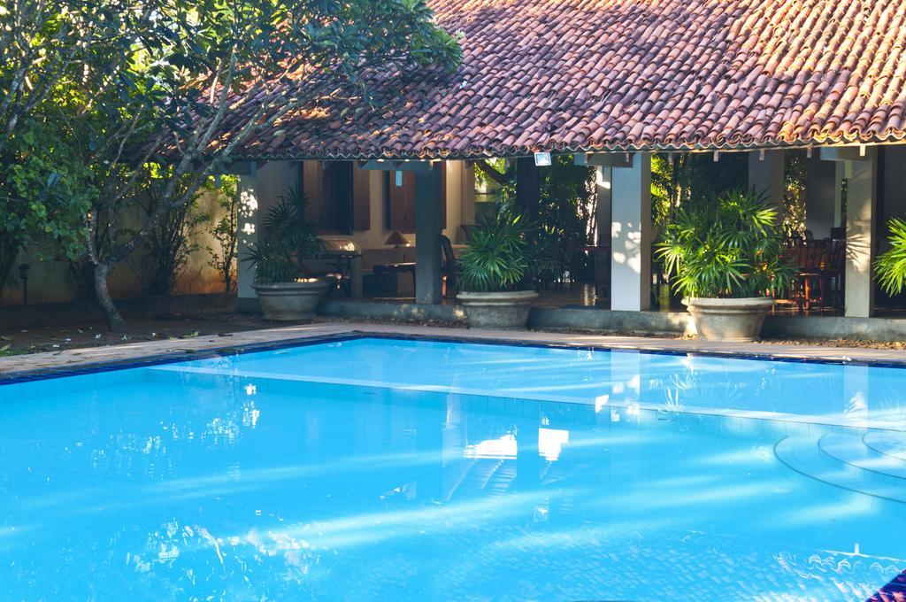 Hotel Sunflower Kataragama Exteriér fotografie