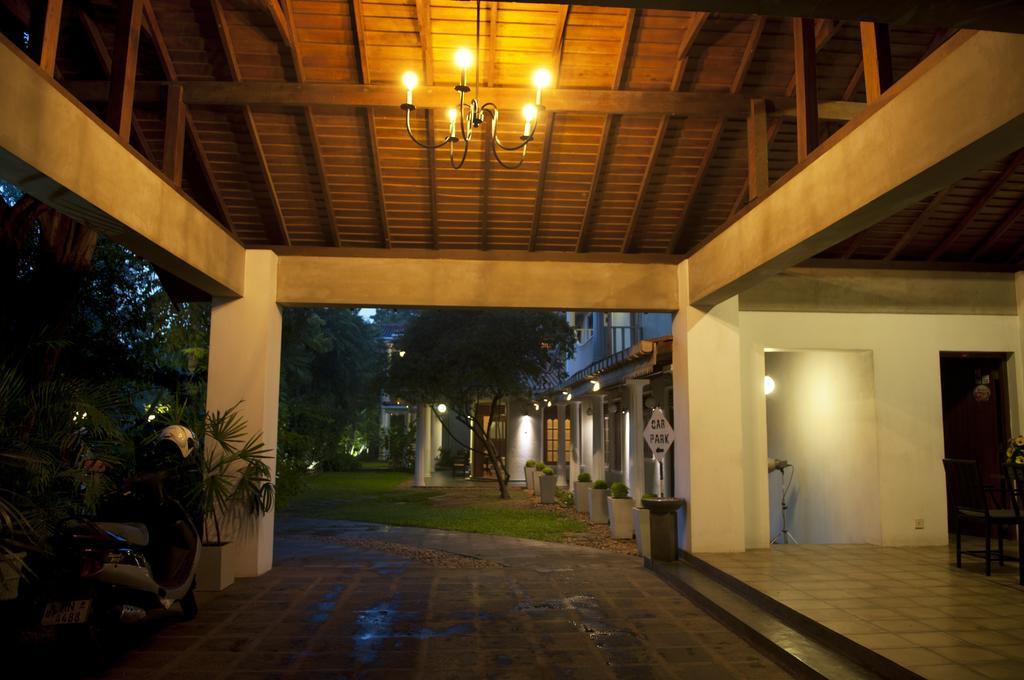 Hotel Sunflower Kataragama Exteriér fotografie