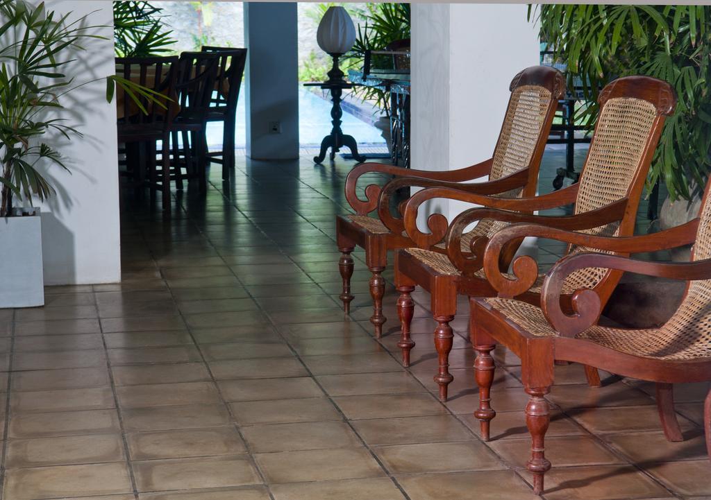 Hotel Sunflower Kataragama Pokoj fotografie