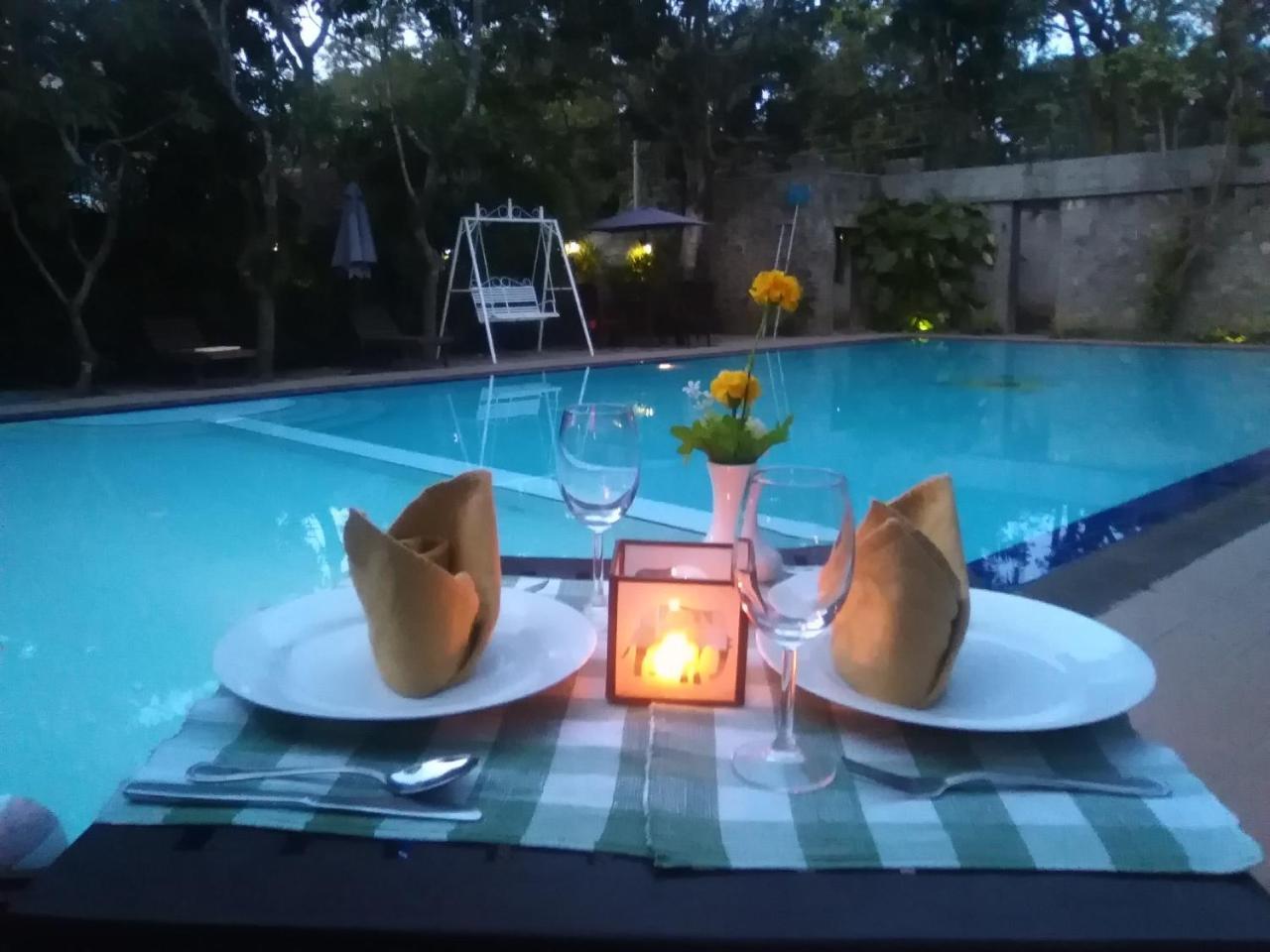 Hotel Sunflower Kataragama Exteriér fotografie